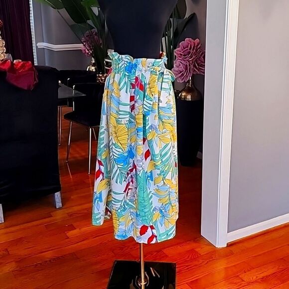 Dresses & Skirts - Printed skirt sz s/m